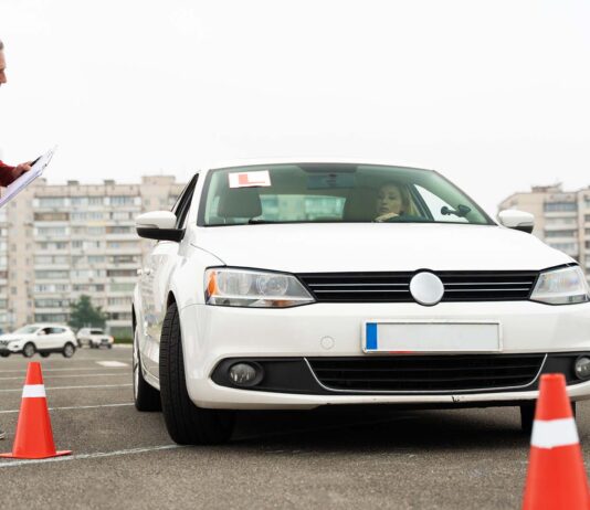 Discover the Benefits of Professional Driving Assignments in Pakenham driving school