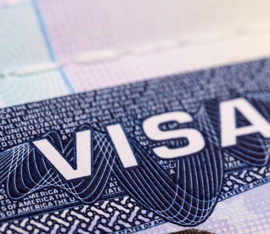 Why Entrepreneurs Choose the UAE: A Guide to Seamless Company Setup