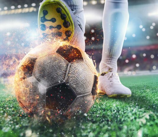 Exploring the Community Features of World777Hub