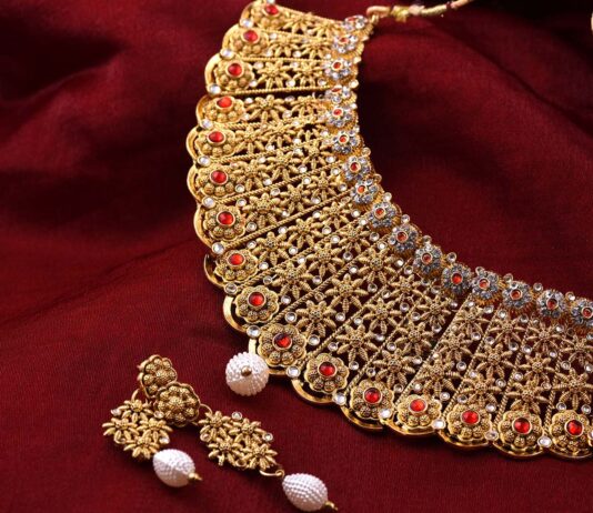 Imitation Jewellery Sets That Make Every Woman Shine Artificial jewellery set for women