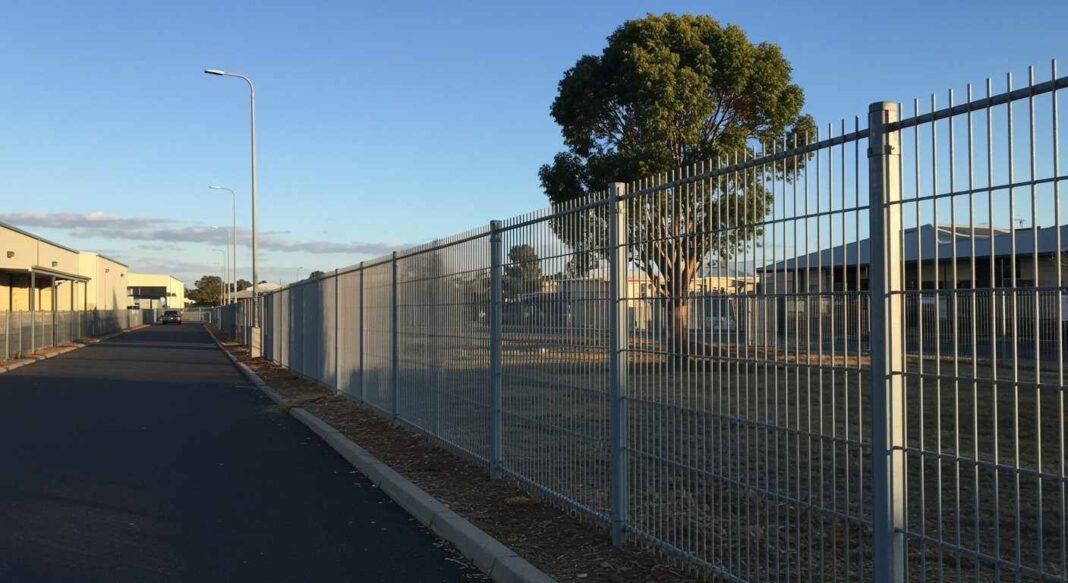 fencing contractors perth
