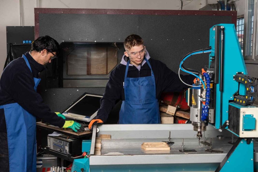 CNC-Machining-Service-Suppliers CNC-Machining-Service-Suppliers