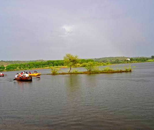 Plan Your Next Outdoor Adventure at Damdama Lake Near Gurgaon
