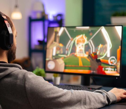 IN101 Game and App: Understanding the Platform and Its Features
